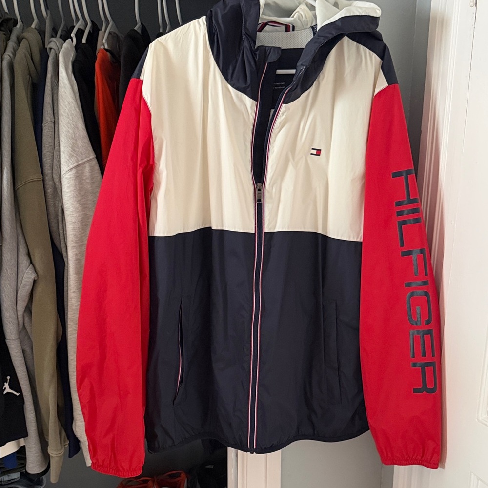 Tommy Hilfiger Men's Tricolor Windbreaker